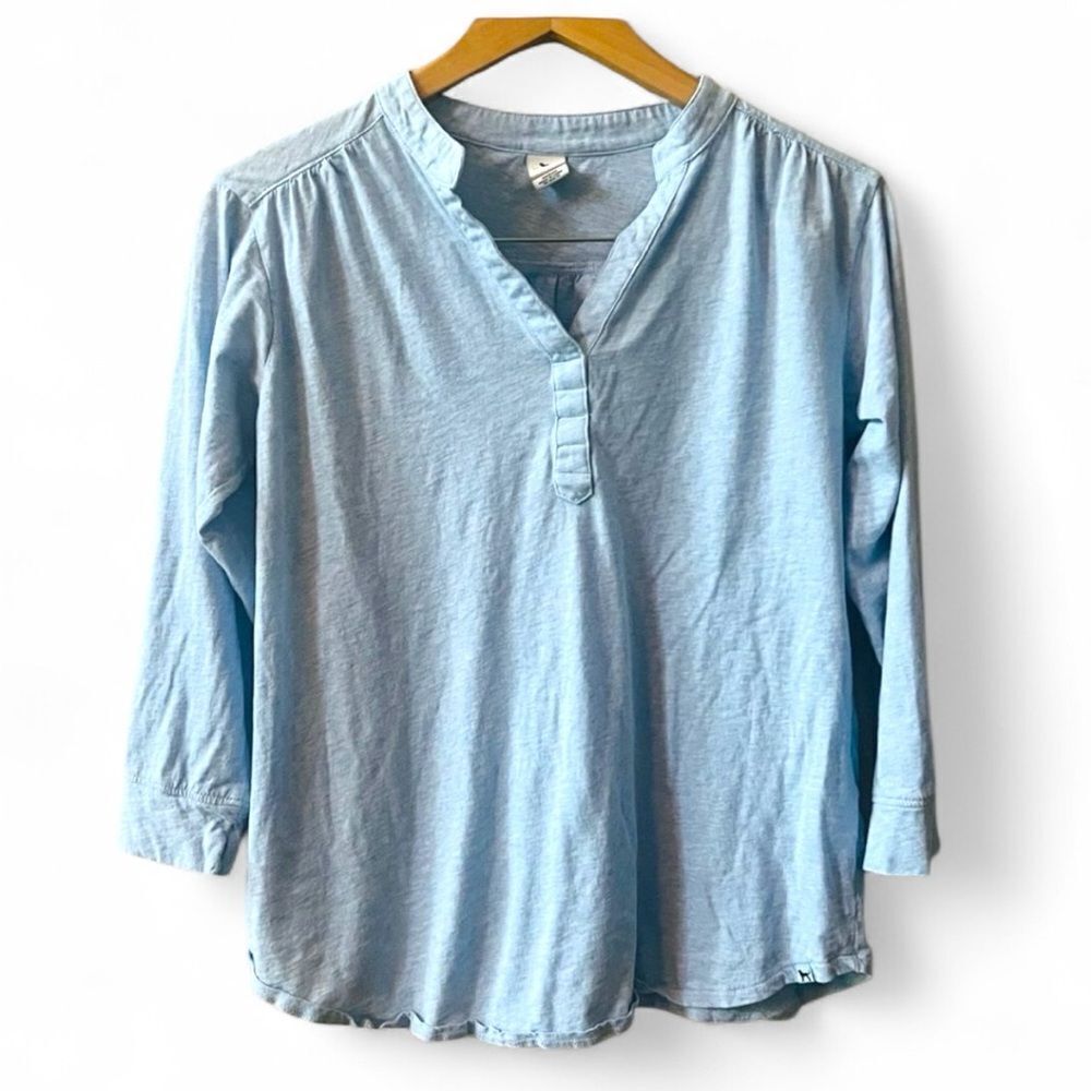 The Black Dog Top Sz Medium Light Blue Mandarin Collar 3/4 Sleeves